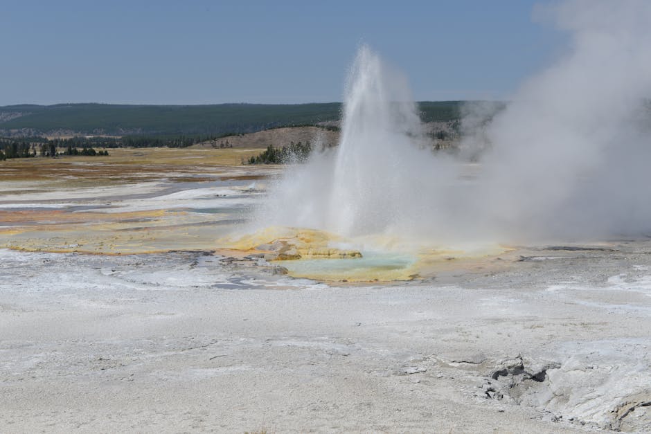 Yellowstone Supervolcano Shows Unusual Activity Patterns as Scientists Deploy Emergency Monitoring Systems Across Western United States
