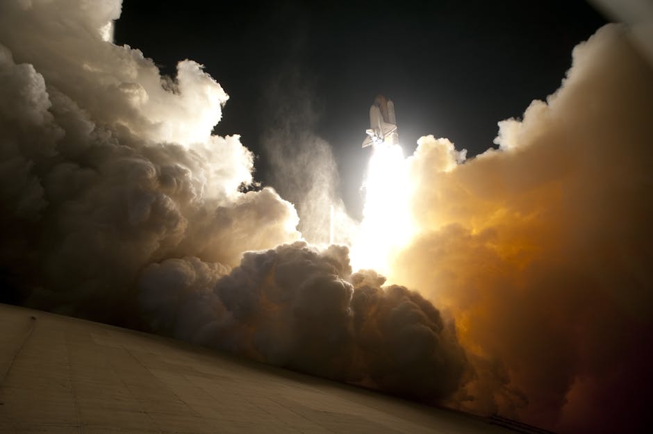 Virgin Galactic Launches First Commercial Moon Tourism Flights as Space Travel Industry Reaches $100 Billion Milestone